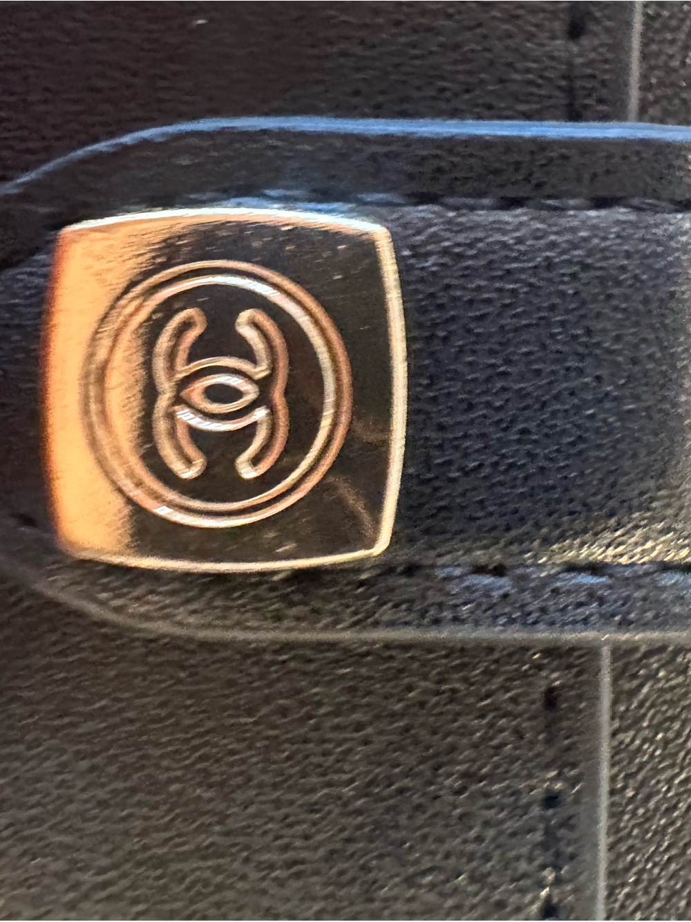 Chanel GWP CoCo Crush Crossbody Bag/Phone Holder - Picture 2 of 4